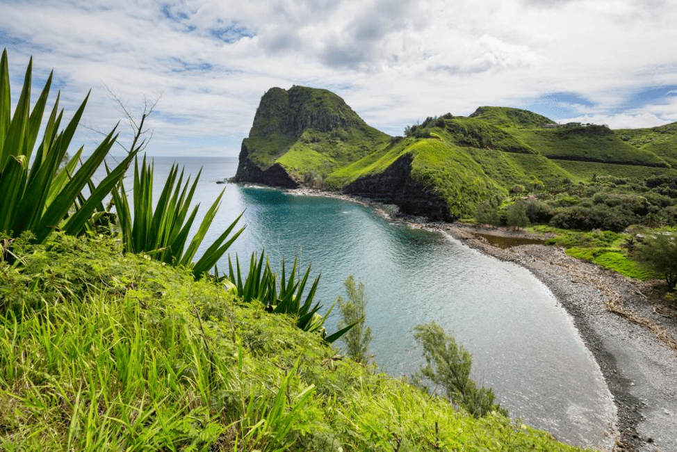 Top 7 Maui Tourist Attractions - Four Winds Maui Snorkeling - Molokini